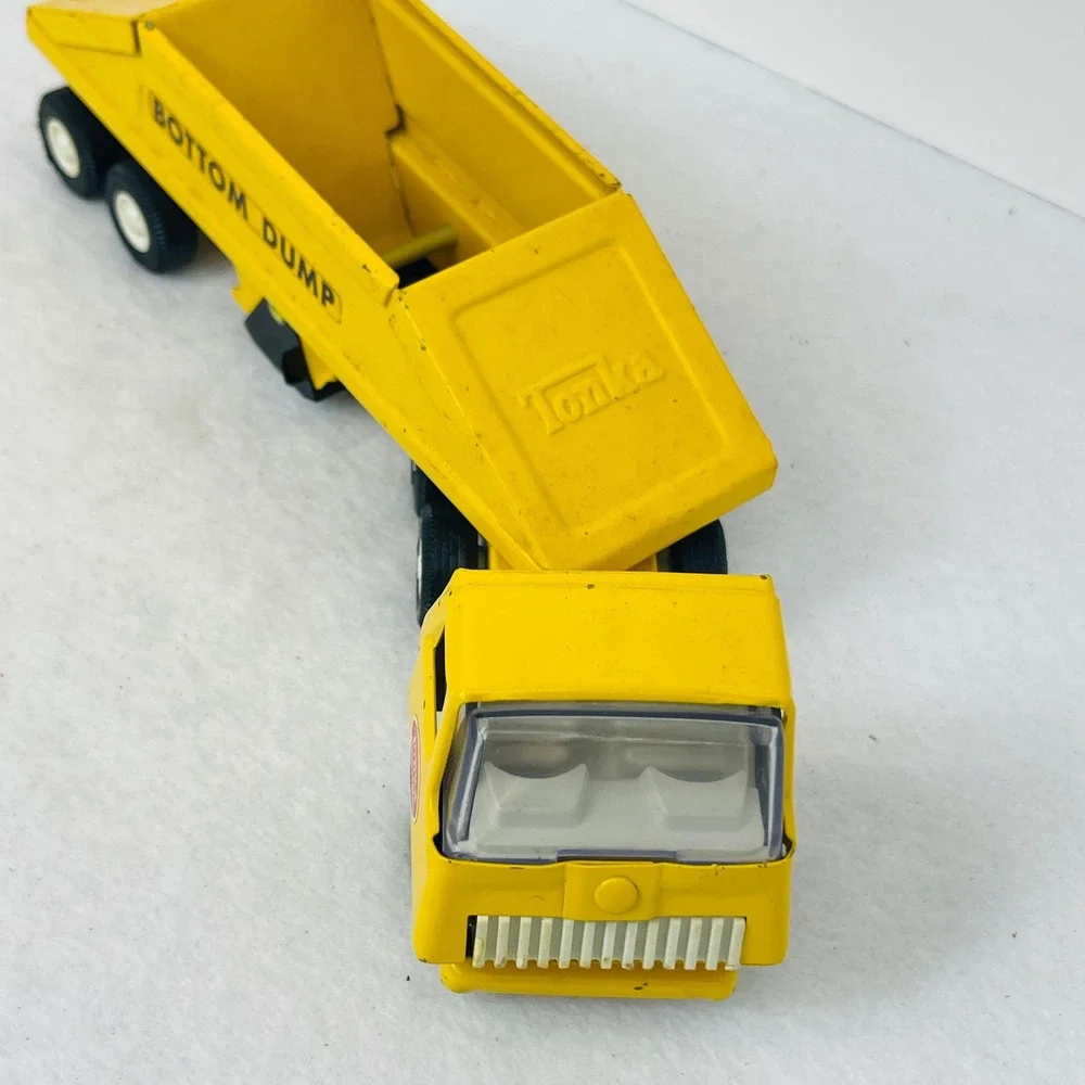 Vintage Tonka Bottom Dump Truck Yellow Pressed Steel Toy Construction Vehicle